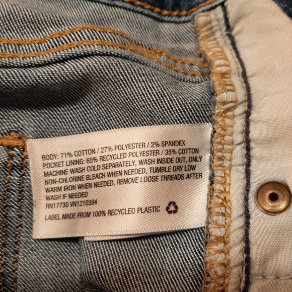 Universal Thread Mid Rise Skinny Size 6 - Picture 4 of 8